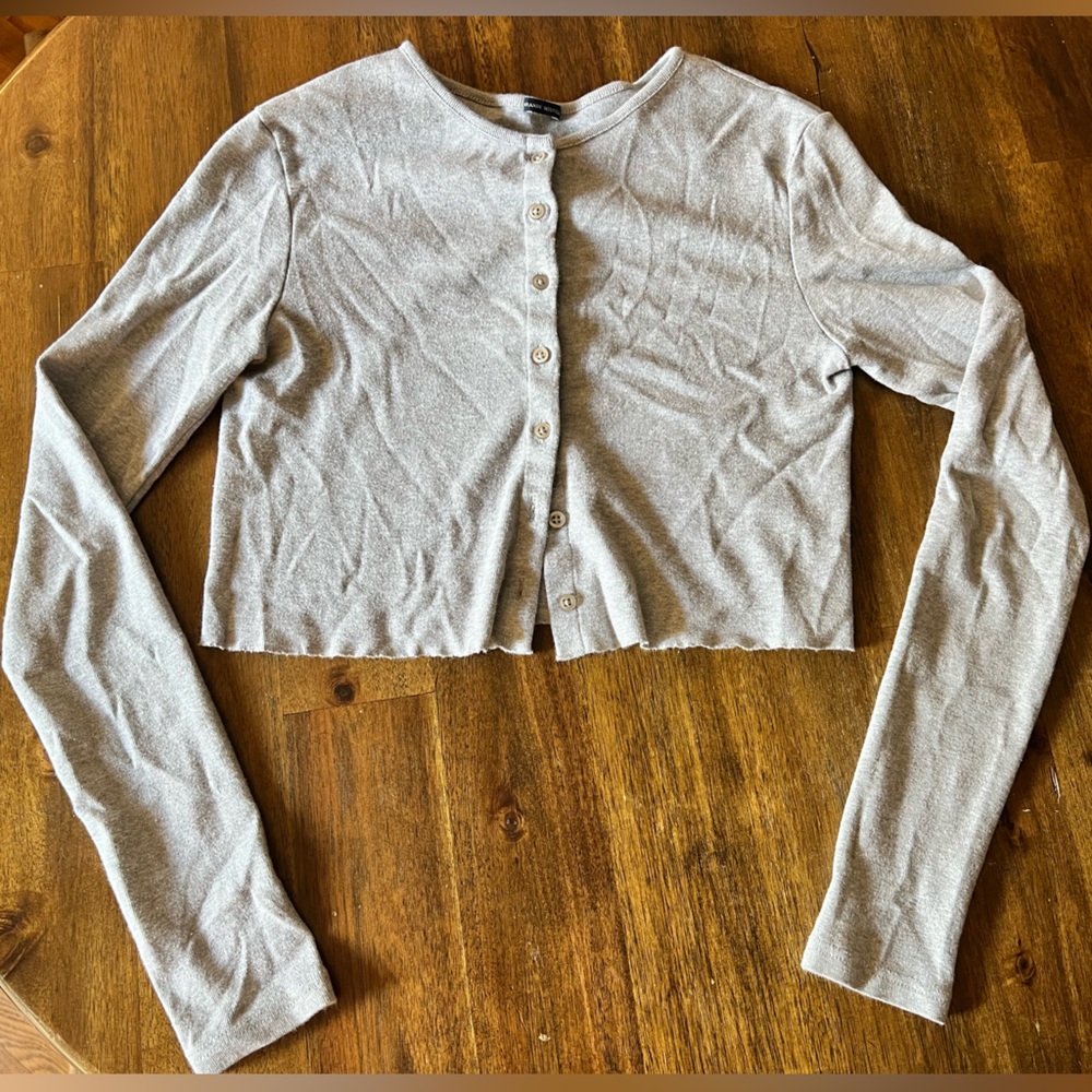 Brandy Melville Grey Cropped Button Up